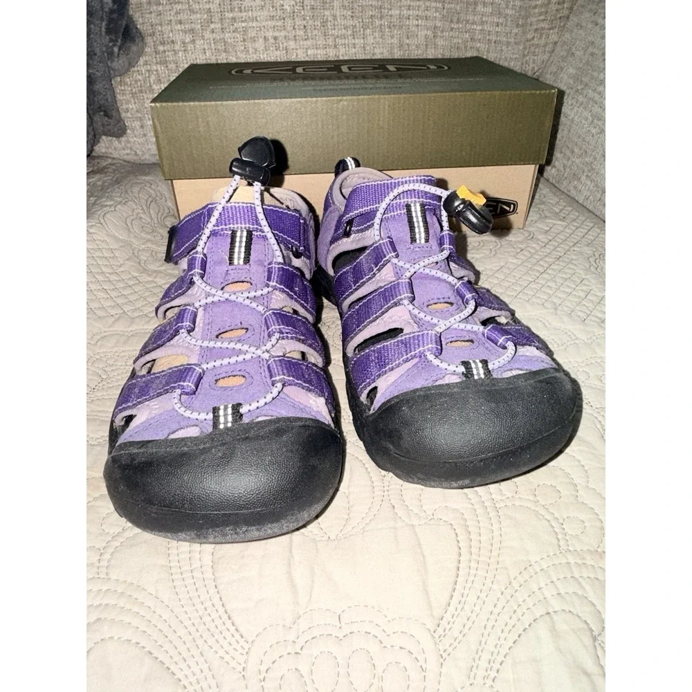 Keen Kids Purple and Black Water Shoes